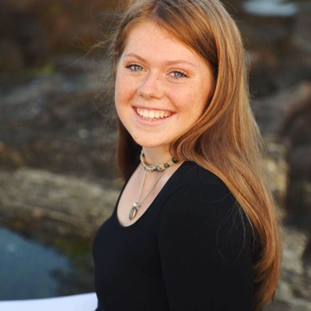 Meet your Posher, Elise